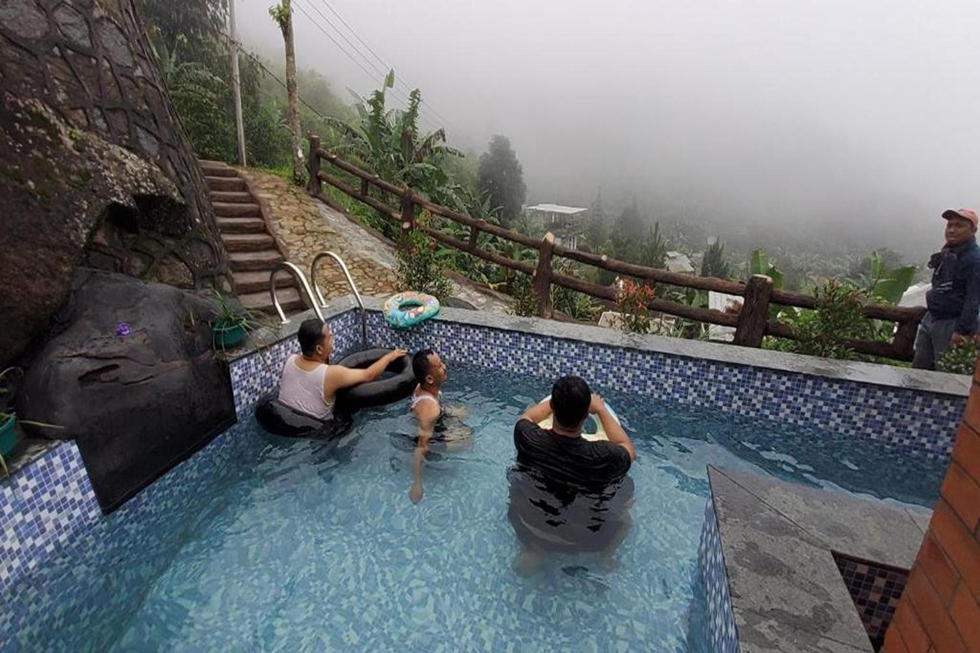 Villa Zoya 2 Pondok Cipaseban Bagian luar foto